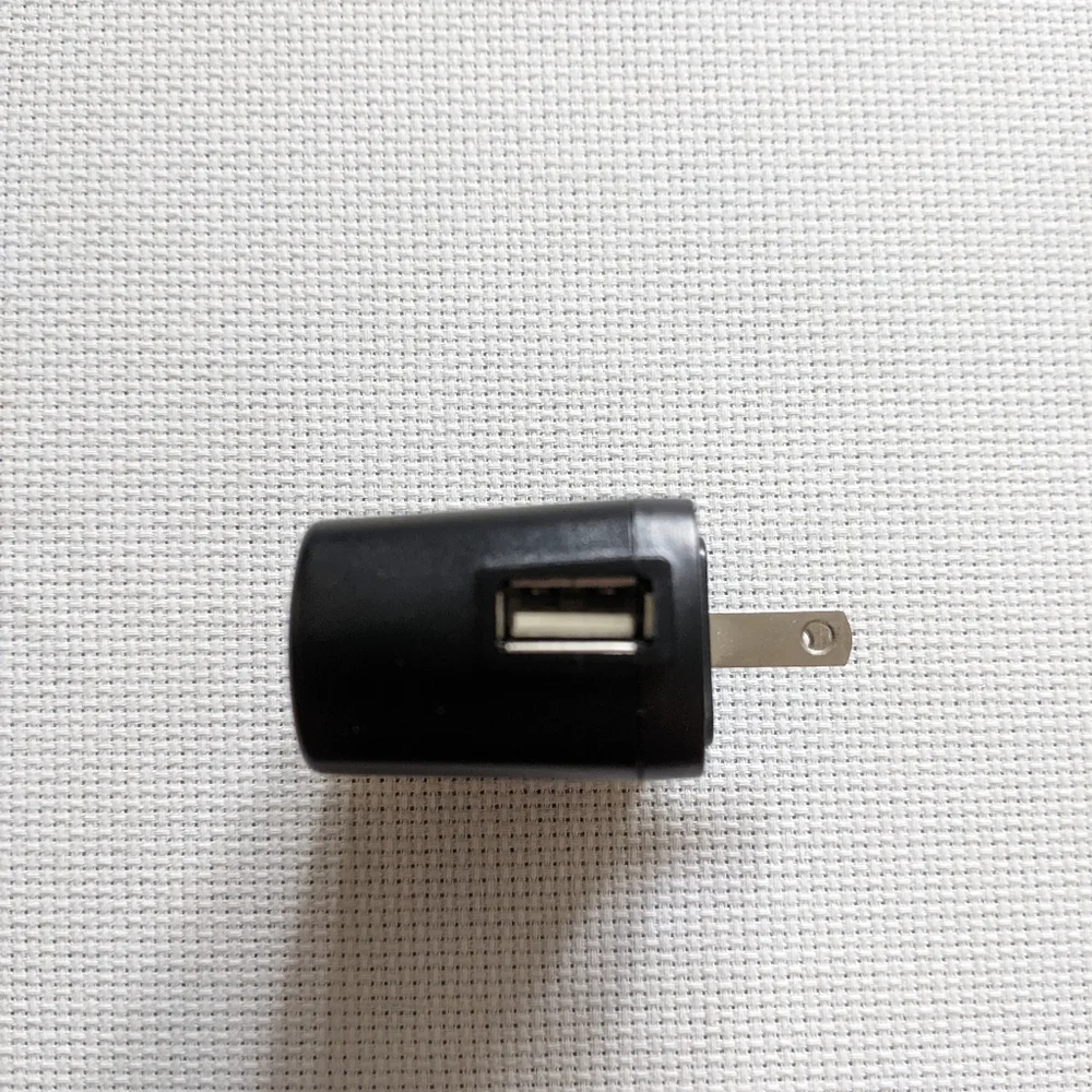 Vivitar ViviCam x029 12.1 MP Digital Camera, Case, SD Card. MISSING USB …
